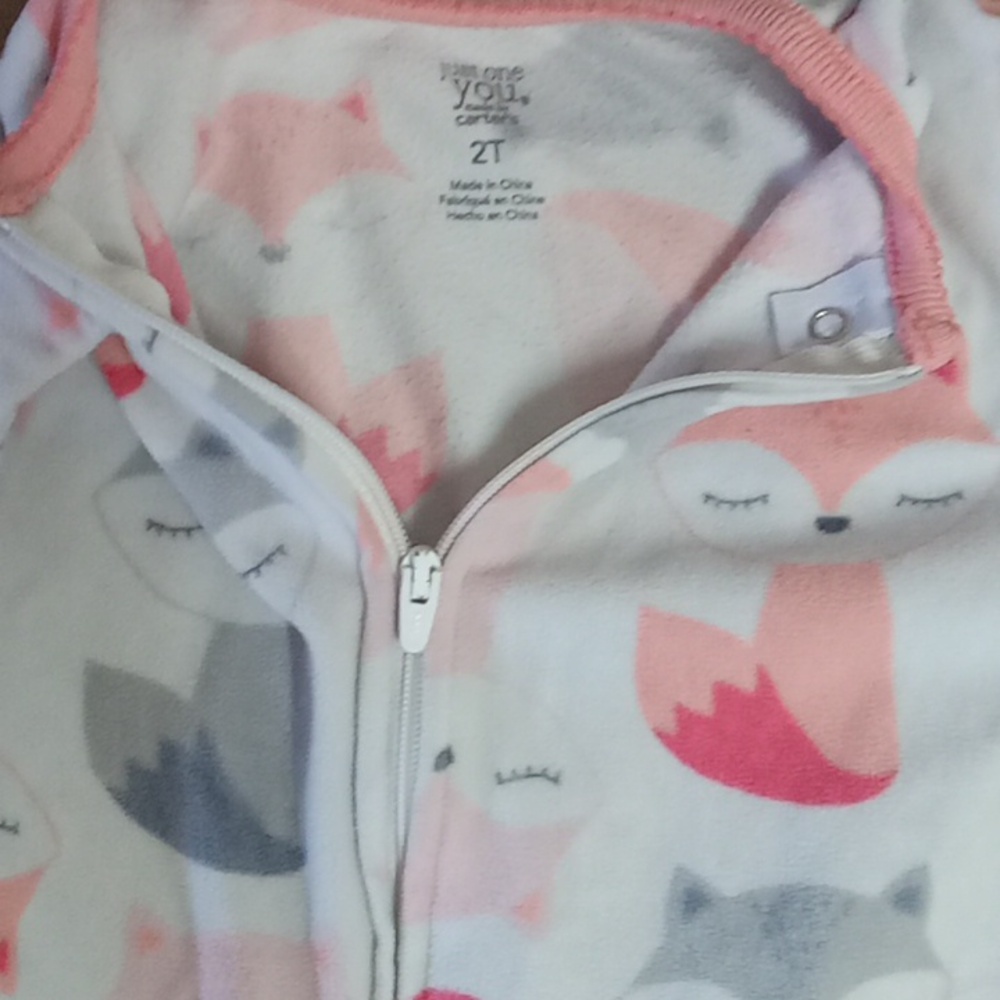 4 pajamas onesies